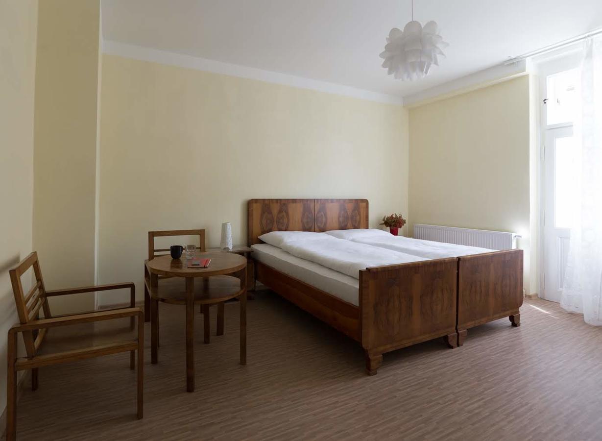 Pension Platan Prague Extérieur photo